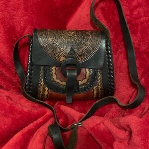 Artisan Leather Crossbody Bag in Black and Brown